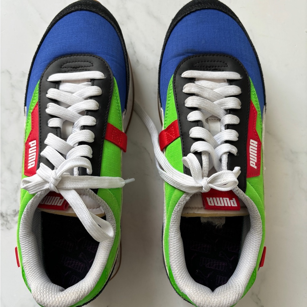PUMA FUTURE RIDER PLAY ON JR JUNIOR UNISEX SNEAKERS SIZE: 6 Women’s 8-8.5